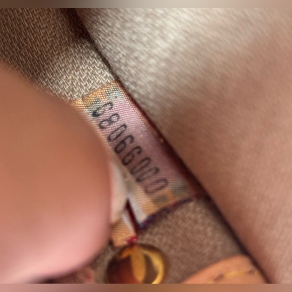 Dooney & Bourke Canvas Leather Wristlet/Wallet/Clutch Pink! Made in USA! HTF - Picture 5 of 5